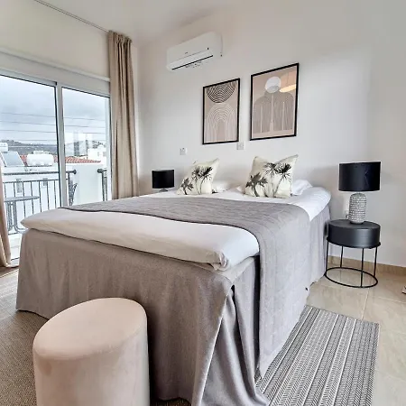 Generous Spaces, Sleeps Up To 8, Private Pool, Cypriot Sunsets Just For You Tala