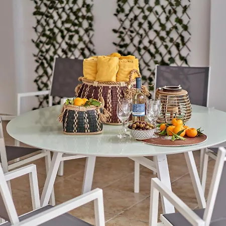 Villa Generous Spaces, Sleeps Up To 8, Private Pool, Cypriot Sunsets Just For You *